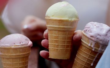 Клин клином: можно ли вылечить ангину при помощи мороженого