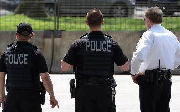 США намерены потратить $100 млн на покупку машин для борьбы с нелегалами