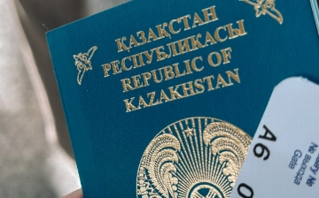 Казахстан решил ввести «золотые визы» для иностранцев