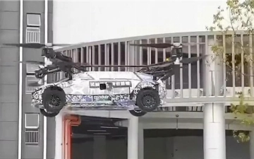 В Китае презентовали летающий автомобиль в стиле Hummer