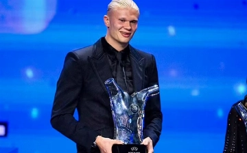 Эрлинг Холанд признан лучшим футболистом прошедшего сезона по версии УЕФА