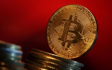 Стоимость биткоина впервые с июня превысила $71 тысячу
