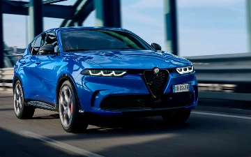 Бензиновый Alfa Romeo Tonale будет дешевле гибридного на $10 тысяч