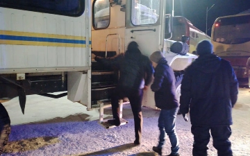 В Казахстане спасли 55 узбекистанцев, застрявших на трассе из-за неисправного автобуса