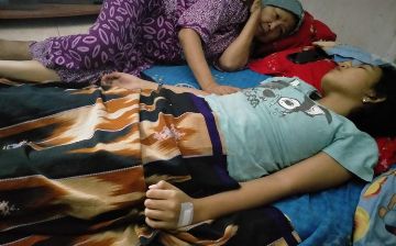 В Индонезии девушка проспала больше десяти дней из-за редкой болезни