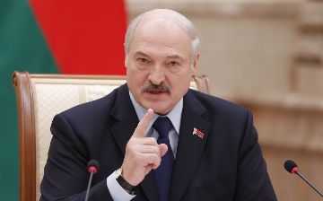 Опубликовано фото Лукашенко без усов