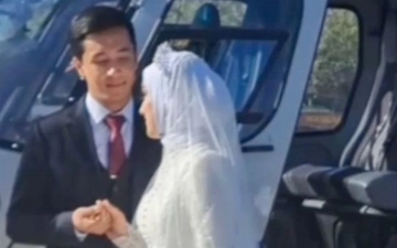 В Узбекистане жених забрал невесту из дома на вертолете