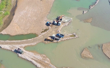 В Узбекистане расширили мораторий на добычу нерудных материалов в руслах рек