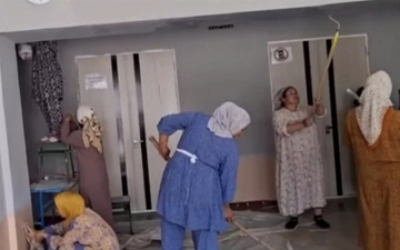 Andijonda o‘qituvchilarni “hasharga” jalb etgan maktab direktori ishdan bo‘shatildi