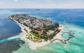 На Мальдивах пожизненно запретили курить всем, кто родился после 2007 года