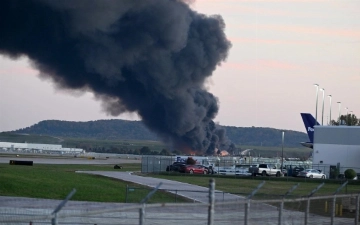 В США разбился грузовой самолет: есть погибшие и пострадавшие