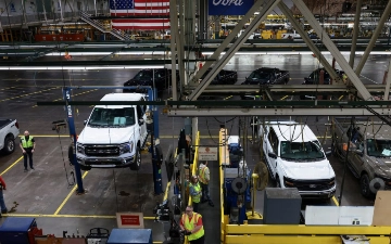 WSJ: Пошлины Трампа привели к массовым увольнениям в США