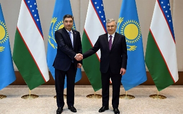 Президент Узбекистана принял премьера Казахстана