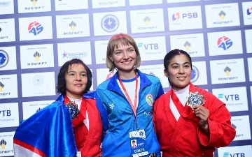 Узбекские самбистки впервые завоевали «золото» на ЧМ