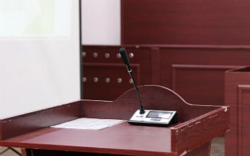 Присылал порнографию и предлагал интим: в Джизаке арестовали таксиста, домогавшегося девушки