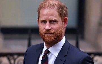 Принц Гарри месяц флиртовал с журналисткой, не зная о ее профессии