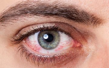 Ученые еще не научились пересаживать глаз, а точнее — сетчатку глаза
