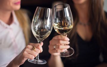 ВОЗ: женщинам детородного возраста хотят запретить алкоголь
