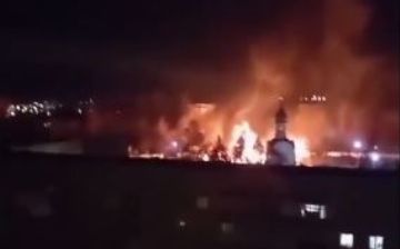 Российские военные обстреляли мирные районы Киева — видео