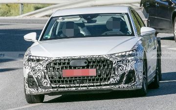 Audi наконец-то рассекретила дату появления обновленного флагманского седана A8