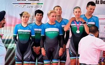 Узбекские велогонщики отметились серебряными и бронзовыми медалями на ЧА