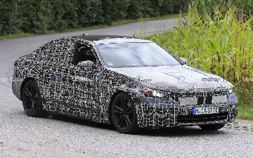 Фотошпионы засняли новый электрокар BMW i5 в момент дорожных тестов