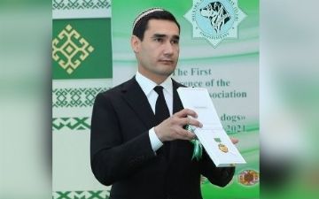 Сын президента Туркменистана получил звание «Заслуженного собаковода страны»