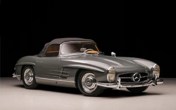 Раритетный Mercedes-Benz 300 SL оценили в $860 тысяч