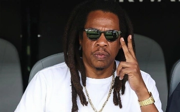 Jay-Z вернулся на сцену и, похоже, задел Дрейка, Канье и Ники Минаж