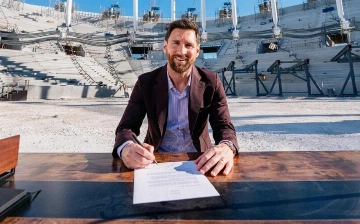 Месси продолжит играть в США: аргентинец продлил контракт с «Интер Майами»