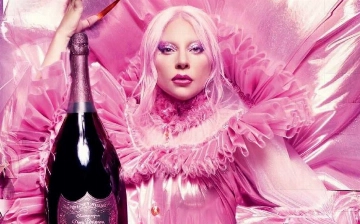 Леди Гага стала лицом элитного шампанского Dom Pérignon – видео