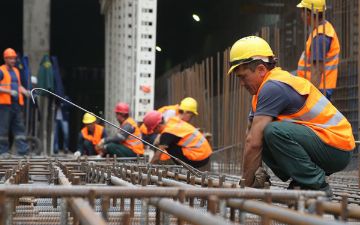 В МВД России заявили о серьёзном дефиците рабочих на стройках