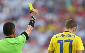 FIFA может отменить желтые карточки перед стыковыми матчами отбора ЧМ-2022