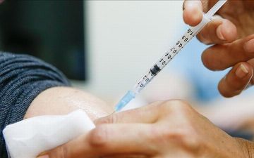 В Узбекистане теперь можно приобрести страховку от рисков вакцинации&nbsp;