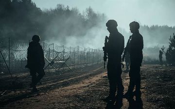 Bloomberg: Миграционный кризис на границе Беларуси и Польши может стать причиной вооруженного столкновения с участием России
