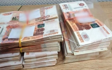 Россиянка пыталась провезти в Узбекистан более 6 млн рублей наличными