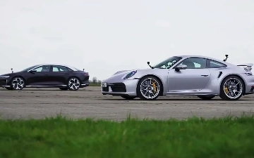 Porsche 911 Turbo S и Lucid Air сравнили на прямой (видео)