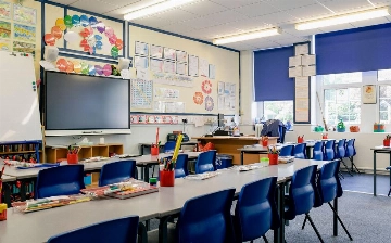 В Англии сотни школ закрылись из-за угрозы обрушения бетона