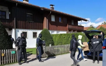 В Германии запретили удерживать имущество, изъятое в ходе обысков по делу Алишера Усманова