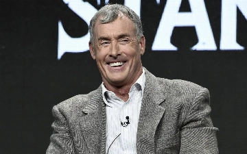 Джон К. МакГинли вернется к роли доктора Перри Кокса в перезапуске сериала «Клиника»