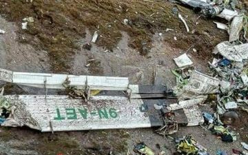 Пропавший в Непале самолет найден разбитым — выживших нет