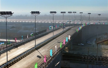 Jizzaxda 700 metrlik yo‘l o‘tkazgich va 4 kilometrlik yangi avtomobil yo‘li qurildi