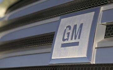 General Motors уступил Toyota по объему продаж в этом году