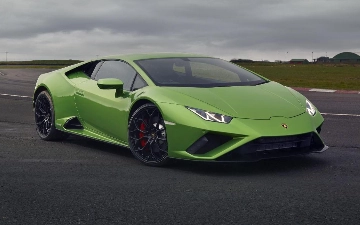 Lamborghini представит обновленный гибридный Huracan