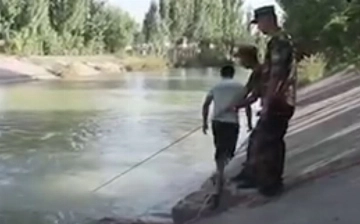 В Намангане нашли тело ребенка, утонувшего в канале