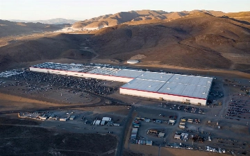Tesla построит новый огромный завод