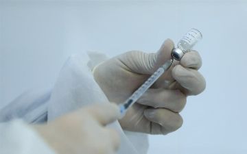 Сколько узбекистанцев привились против «короны» за три месяца вакцинации