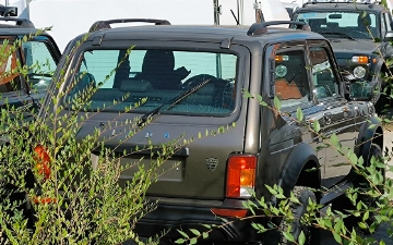 LADA Niva Bronto начали красить в новый цвет