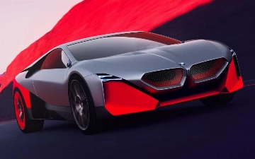 BMW думает над новым суперкаром