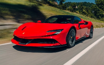 Ferrari установила новый рекорд продаж